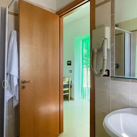 1 Bedroom Amazing In Apartment